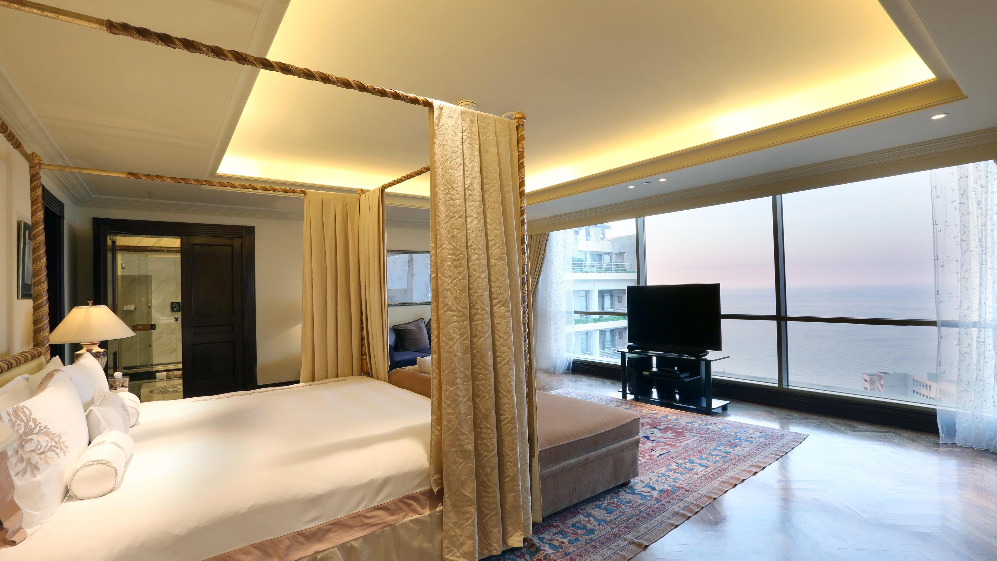 Intercontinental Phoenicia By Ihg Resort 5*